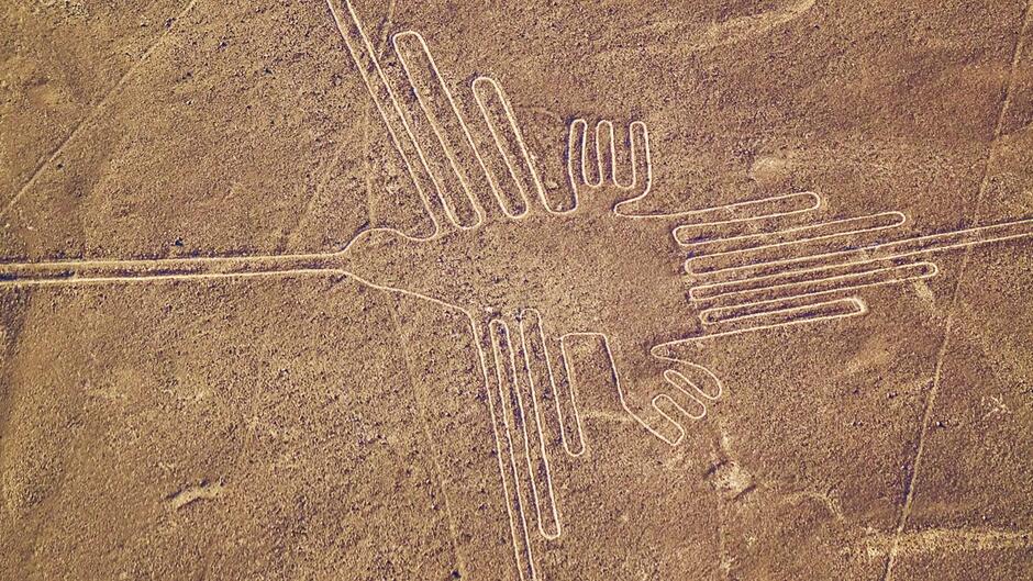 Nasca Lines, Chauchilla Necropolis and Cahuachi Ruins